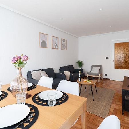 Amplia Vivienda Con Garaje Apartment Vigo Exterior photo